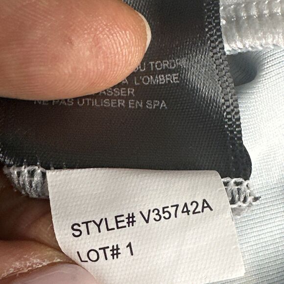 NWT Vince Camuto Tropical Long Sleeve Swimsuit Size 10 Open Back UPF‎ One Piece - Picture 13 of 15